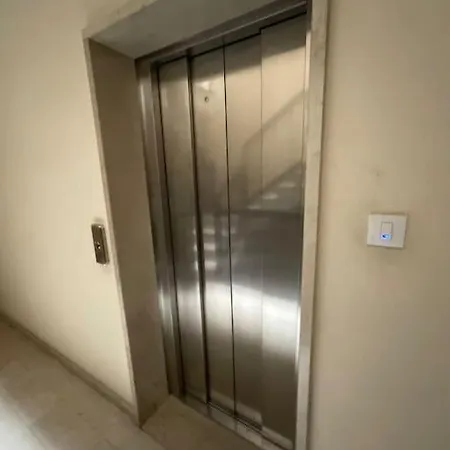 Casa Di Tom, Balcone E Parcheggio Trento
